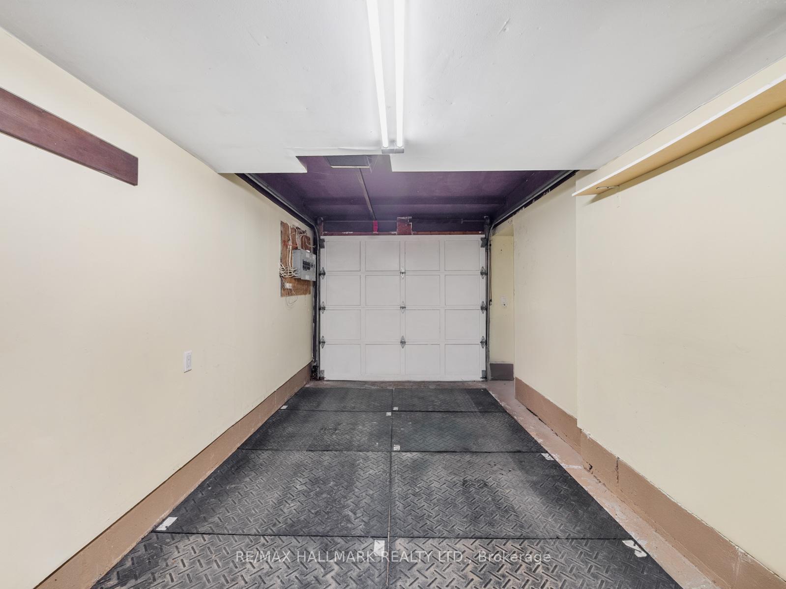 Photo 35 of 16 Fitzgerald Mews, Toronto, Woodbine Corridor — HOMEH