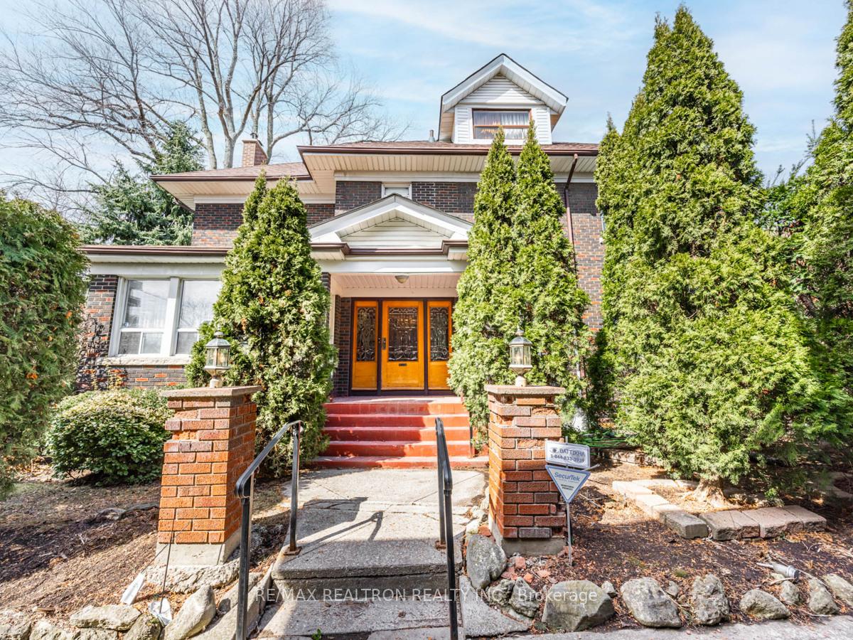 Photo 1 of 25 Robina Avenue, Toronto, Oakwood Village — HOMEH