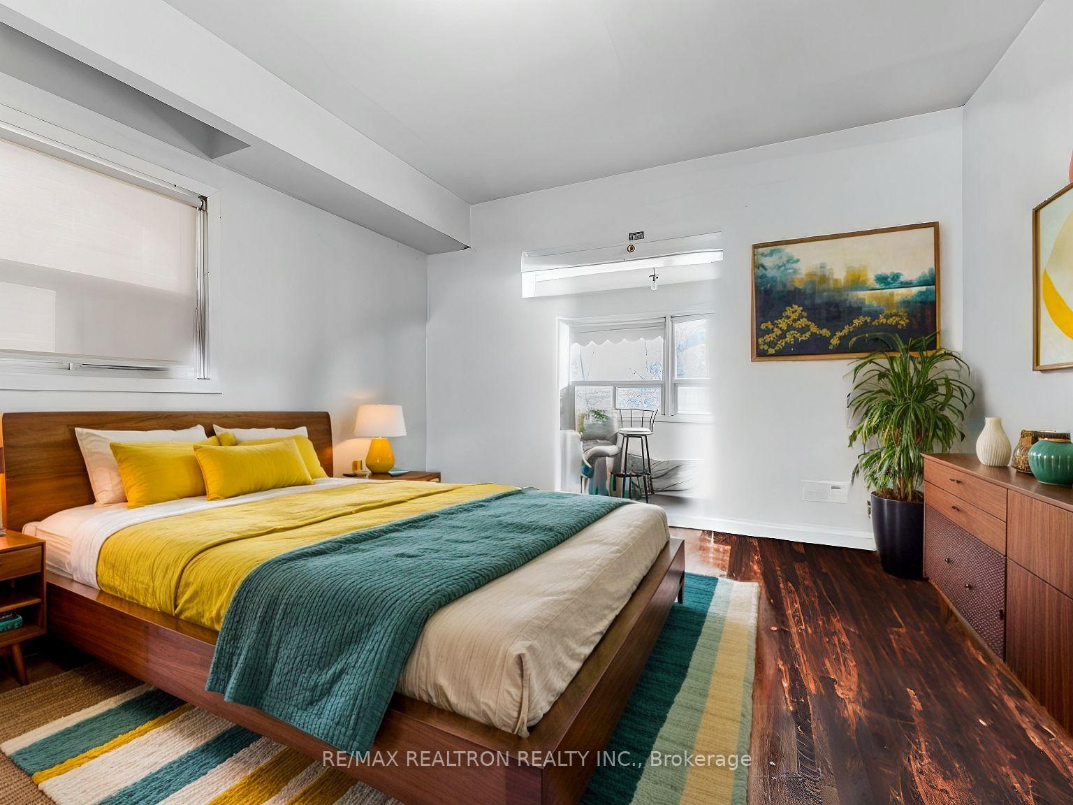 Photo 9 of 25 Robina Avenue, Toronto, Oakwood Village — HOMEH