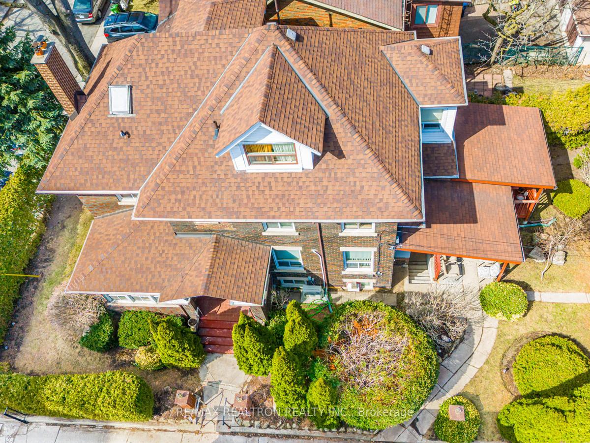 Photo 13 of 25 Robina Avenue, Toronto, Oakwood Village — HOMEH