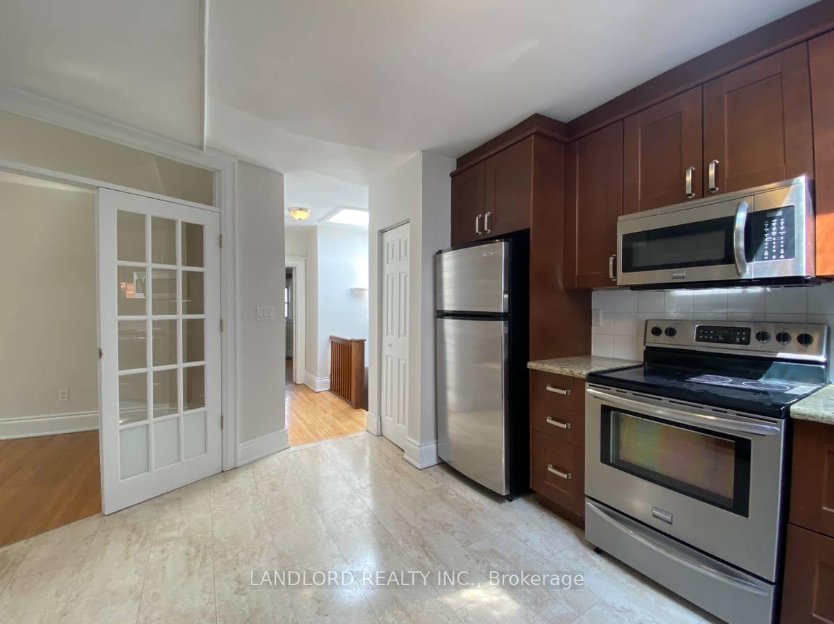 Photo 6 of Unit D, 343 St. Clair Avenue, Toronto, Casa Loma — HOMEH