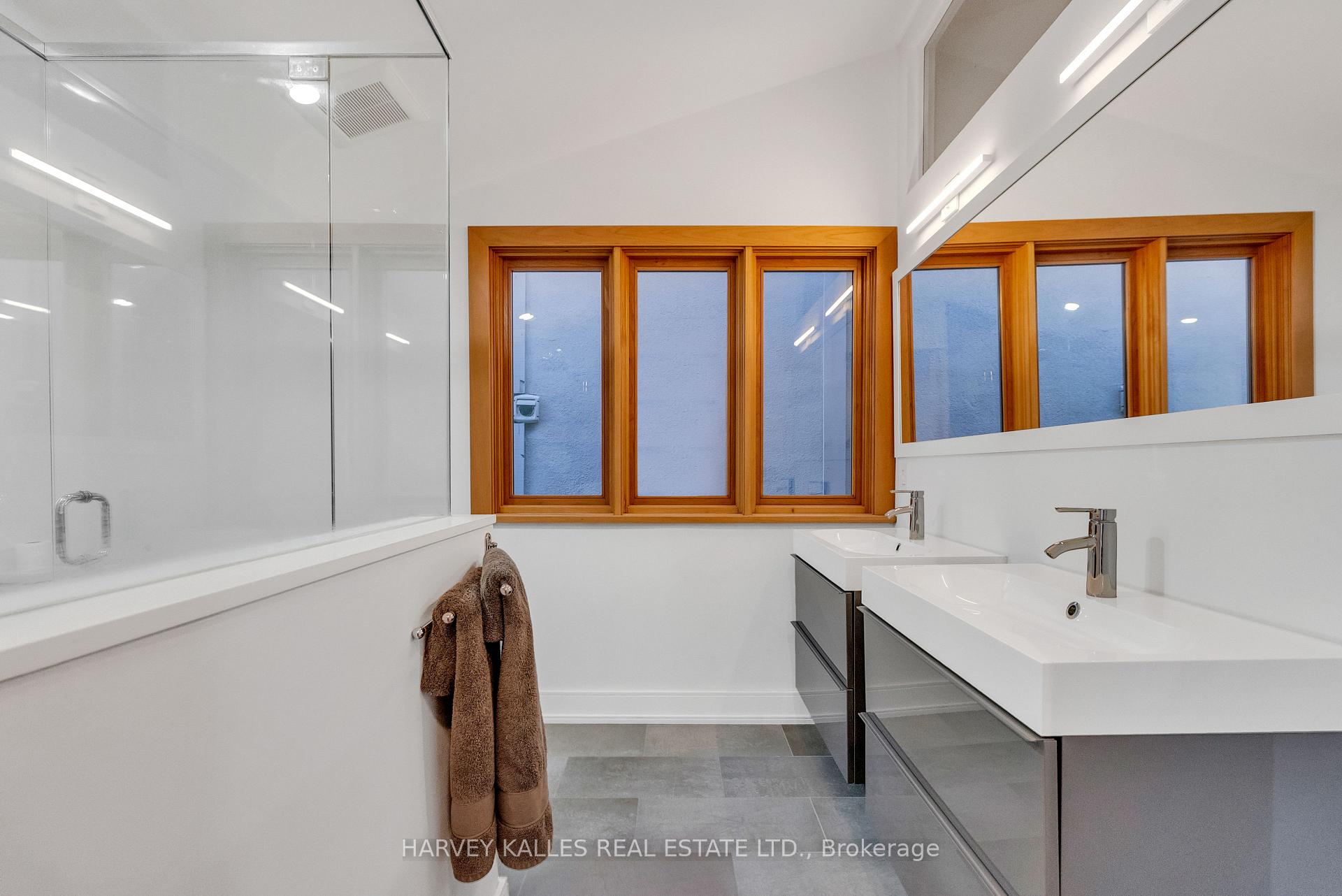 Photo 21 of 127 Alton Avenue, Toronto, South Riverdale — HOMEH