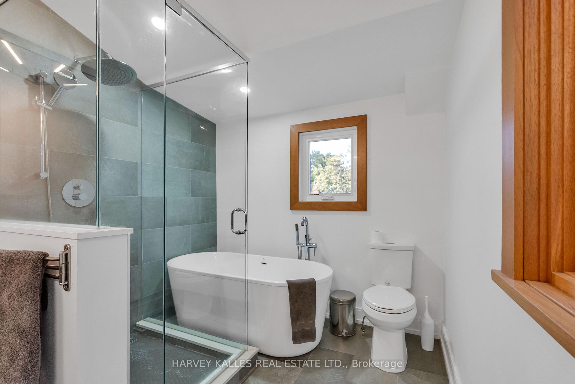 Photo 23 of 127 Alton Avenue, Toronto, South Riverdale — HOMEH