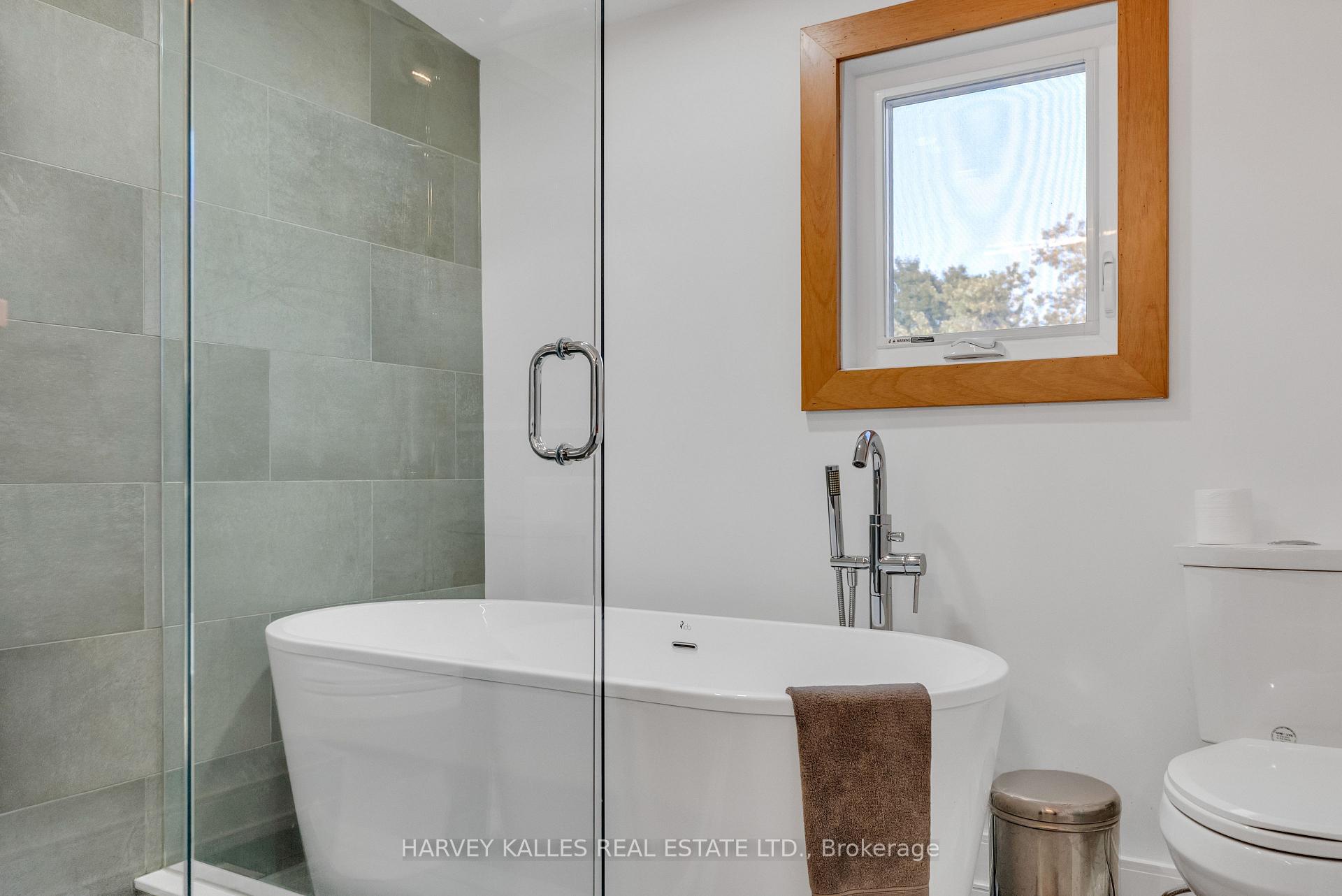 Photo 24 of 127 Alton Avenue, Toronto, South Riverdale — HOMEH