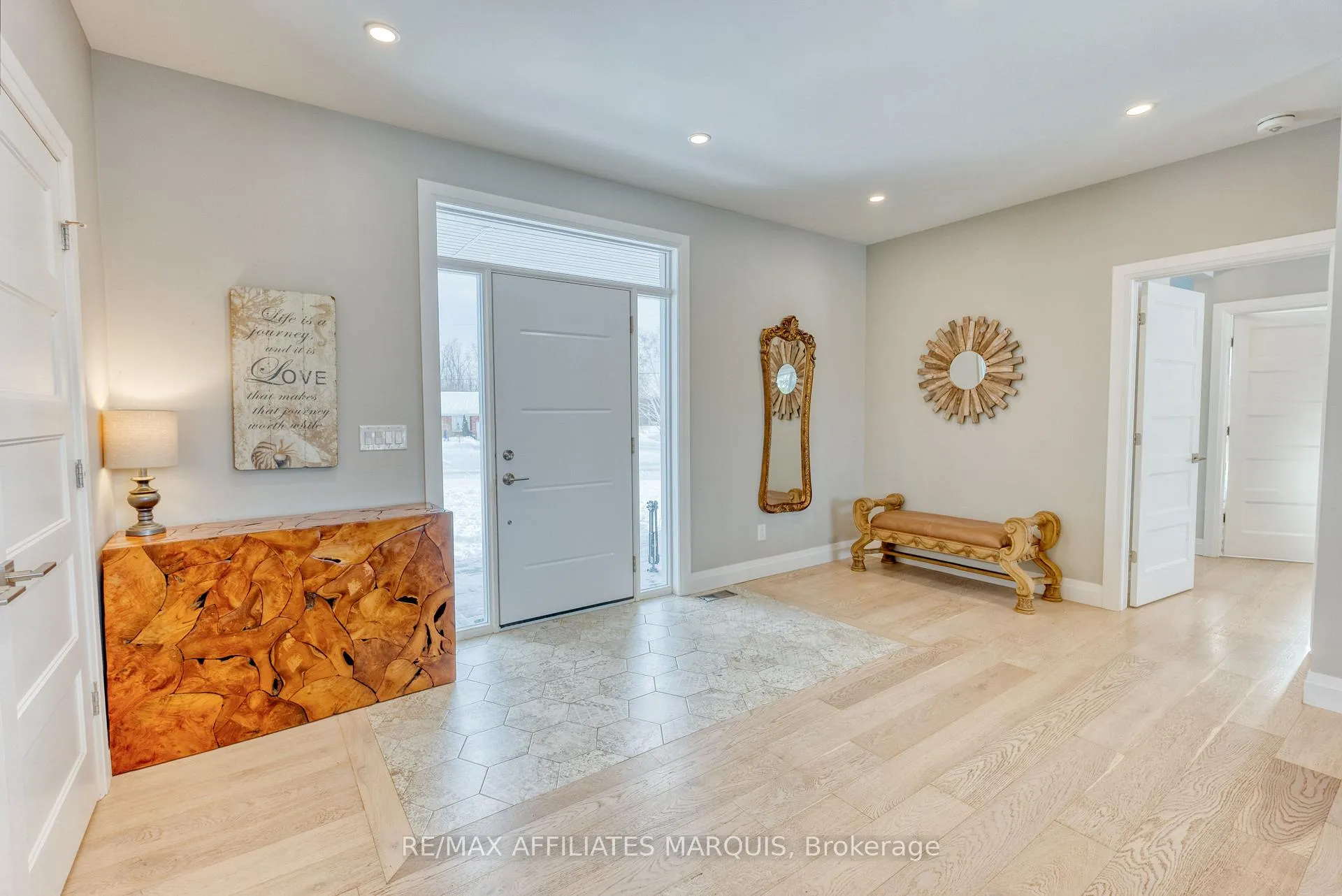 Photo 11 of 23 Tudor Circle, Rideau Lakes, Rideau Lakes (South Elmsley) Twp — HOMEH