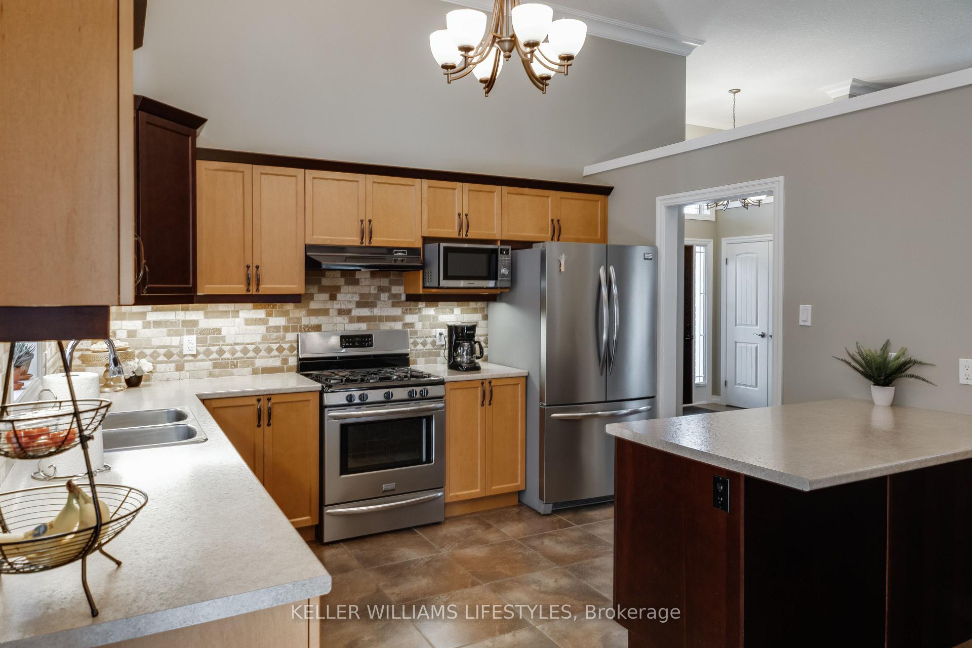 Photo 11 of 26 Elliott Trail, Thames Centre, Thorndale — HOMEH