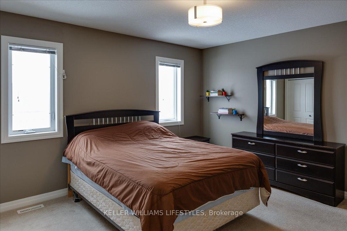 Photo 18 of 26 Elliott Trail, Thames Centre, Thorndale — HOMEH