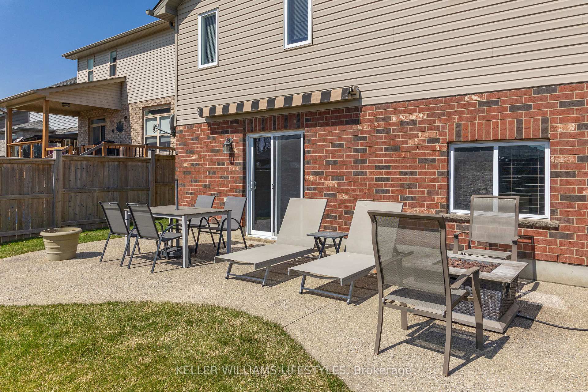 Photo 45 of 26 Elliott Trail, Thames Centre, Thorndale — HOMEH