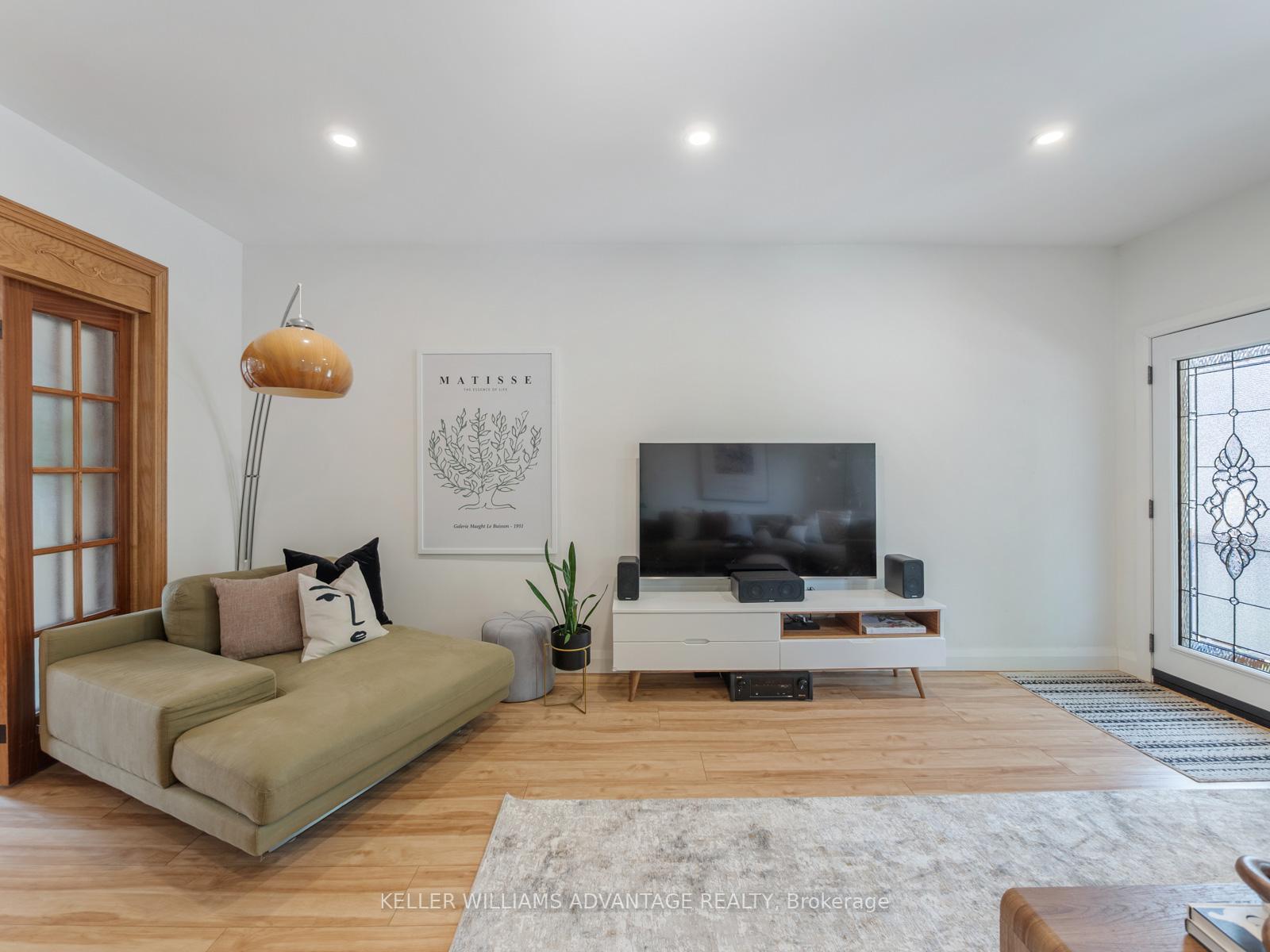 Photo 5 of 441 Brock Avenue, Toronto, Dufferin Grove — HOMEH