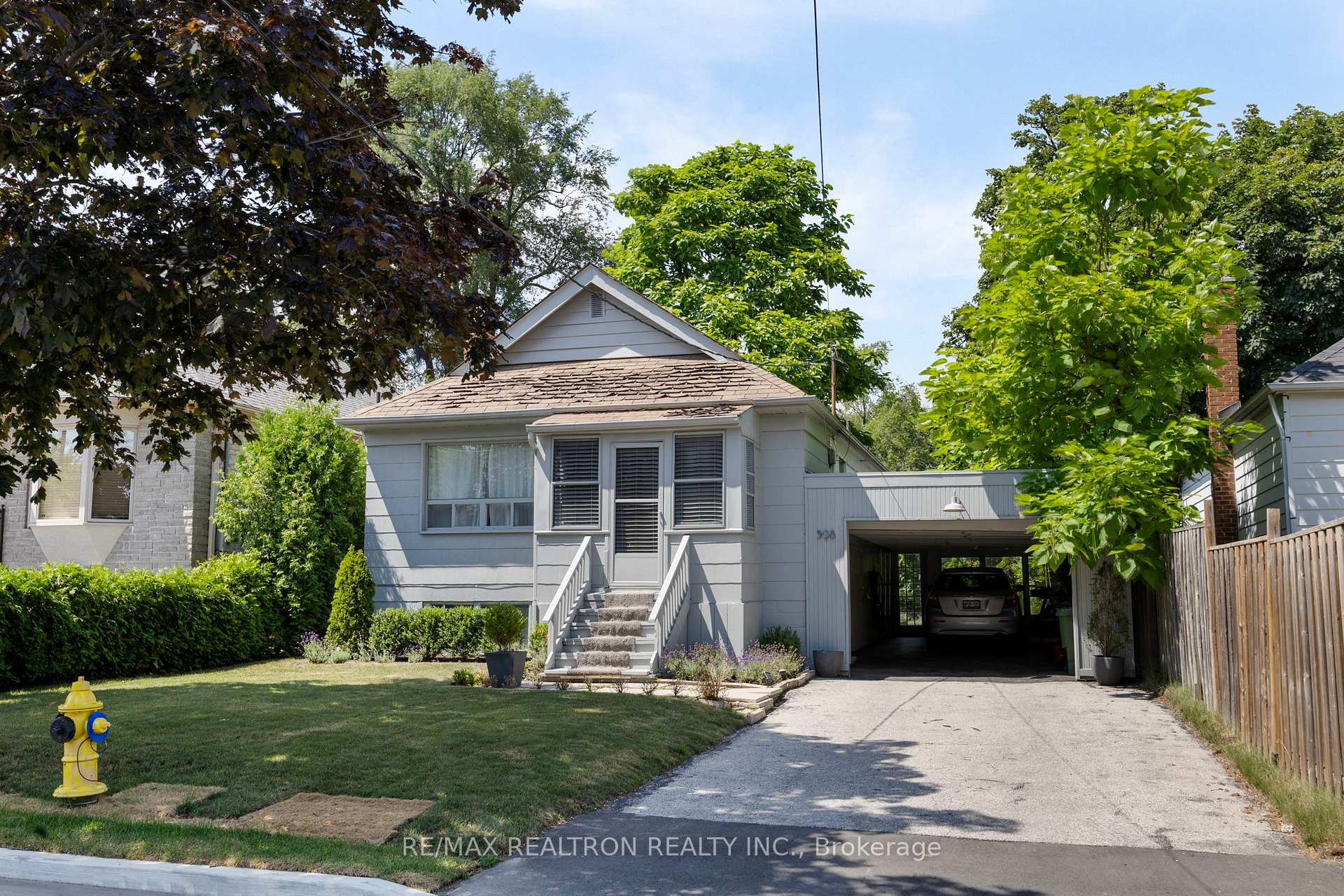 Front of 598 Coldstream Avenue