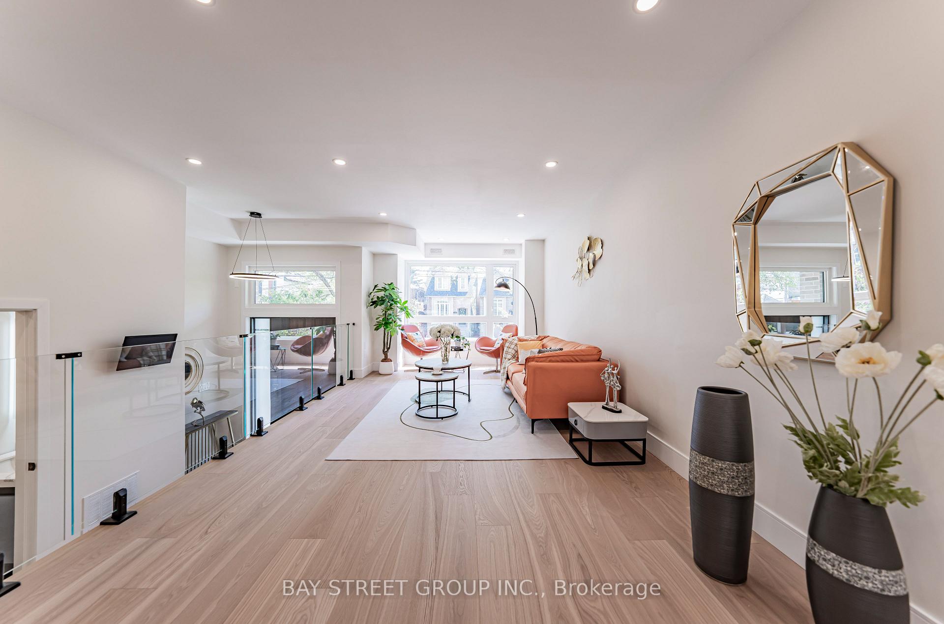 Photo 16 of 186 Holborne Avenue, Toronto, Woodbine-Lumsden — HOMEH