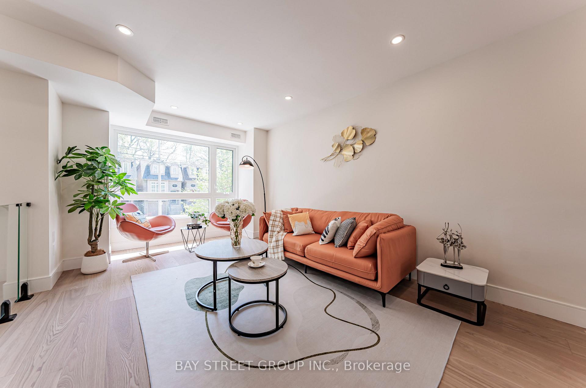 Photo 17 of 186 Holborne Avenue, Toronto, Woodbine-Lumsden — HOMEH