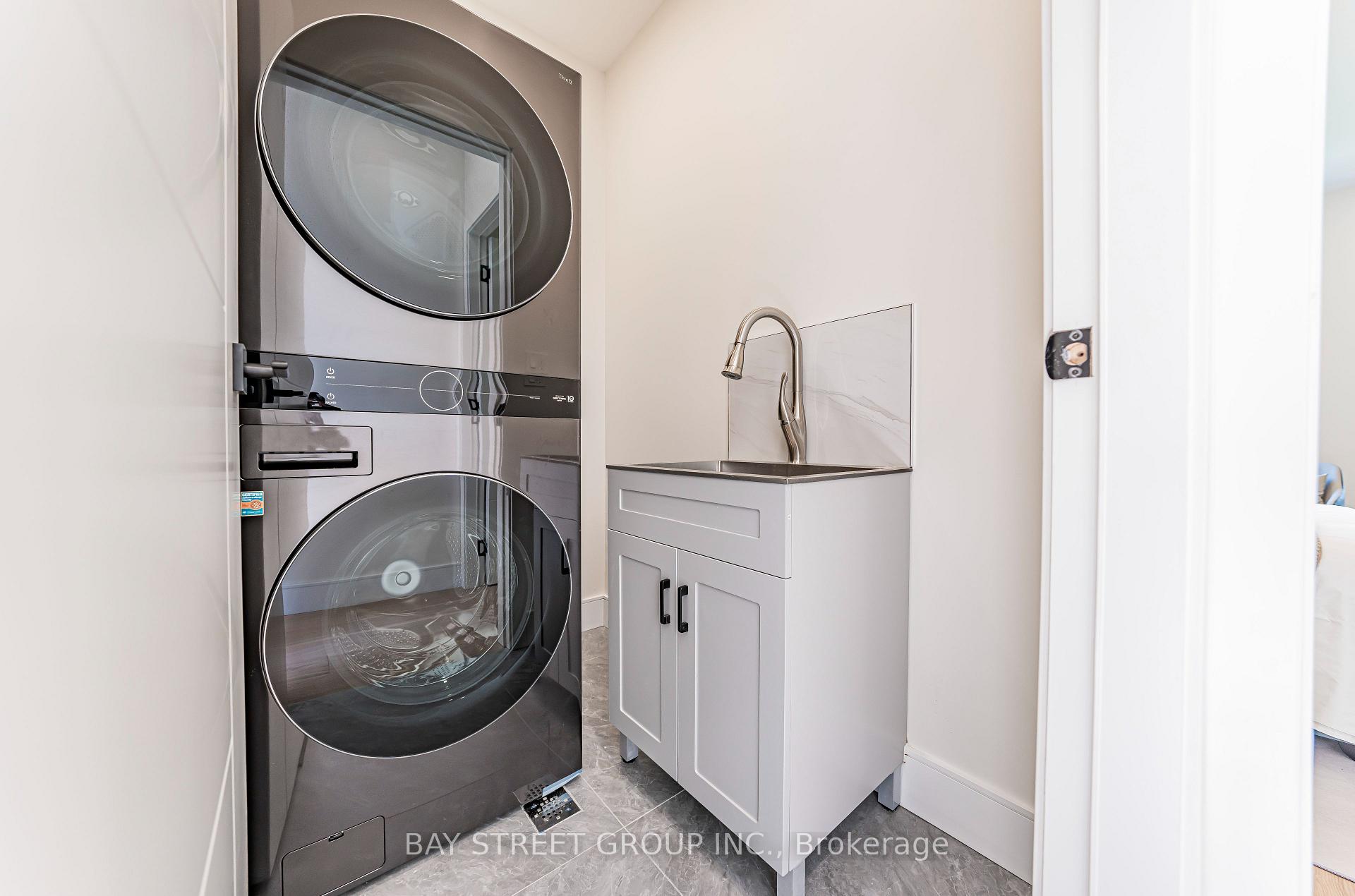Photo 21 of 186 Holborne Avenue, Toronto, Woodbine-Lumsden — HOMEH