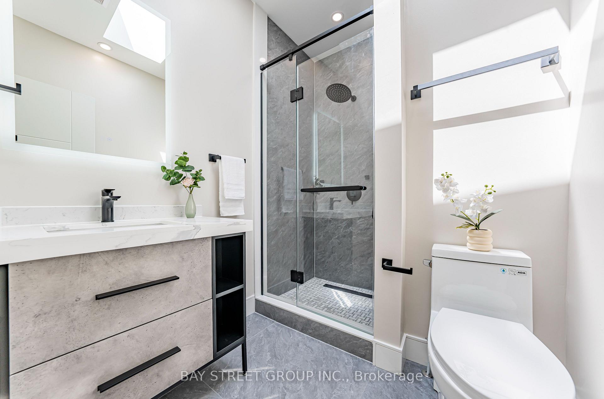 Photo 27 of 186 Holborne Avenue, Toronto, Woodbine-Lumsden — HOMEH