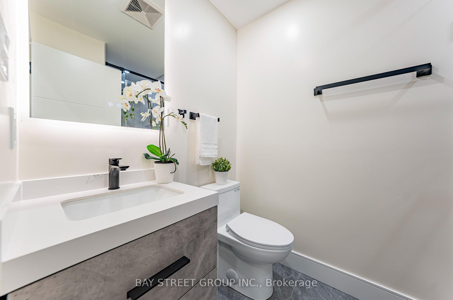 Photo 37 of 186 Holborne Avenue, Toronto, Woodbine-Lumsden — HOMEH