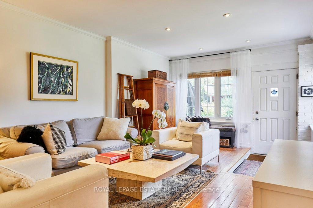 Photo 4 of 227 Silver Birch Avenue, Toronto, The Beaches — HOMEH