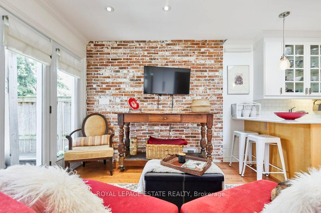 Photo 18 of 227 Silver Birch Avenue, Toronto, The Beaches — HOMEH