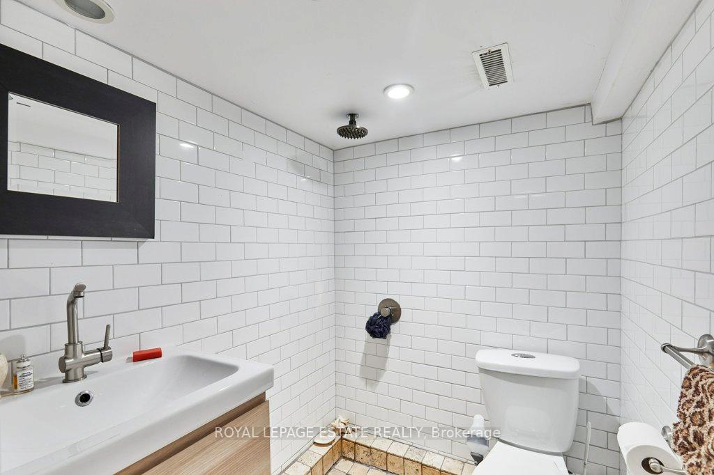 Photo 31 of 227 Silver Birch Avenue, Toronto, The Beaches — HOMEH