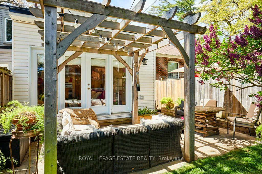 Photo 34 of 227 Silver Birch Avenue, Toronto, The Beaches — HOMEH