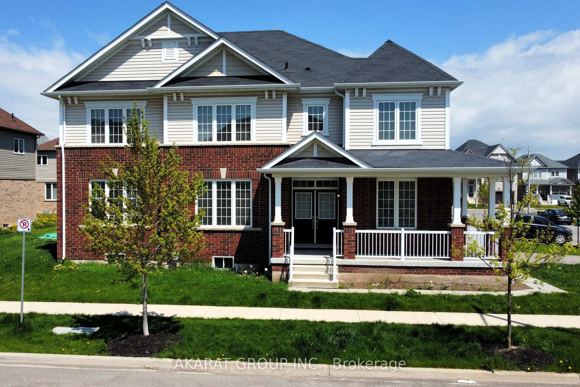 Photo 2 of 9 Legacy Lane, Thorold, Hurricane/Merrittville — HOMEH