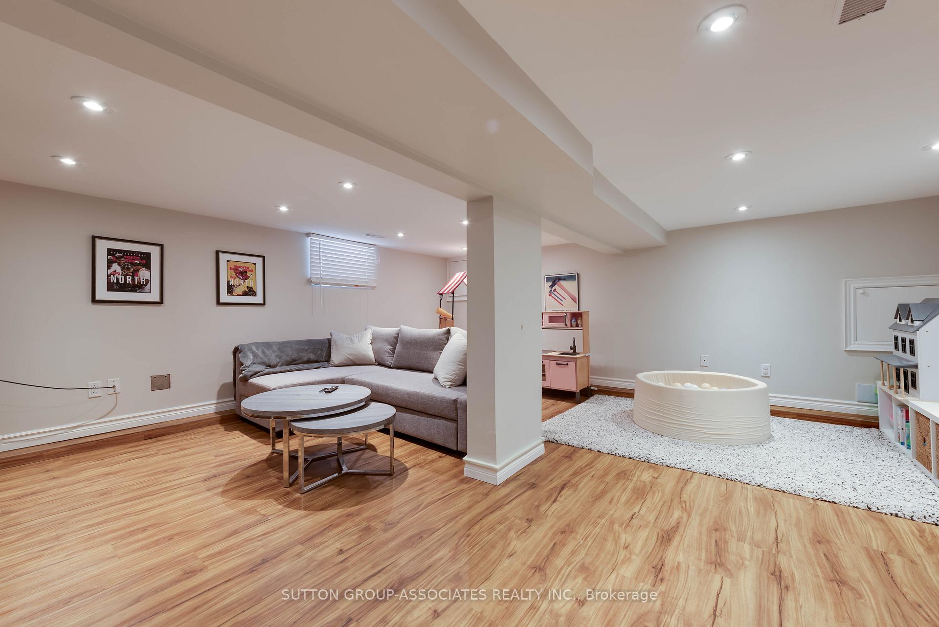 Photo 16 of 275 Robina Avenue, Toronto, Oakwood Village — HOMEH
