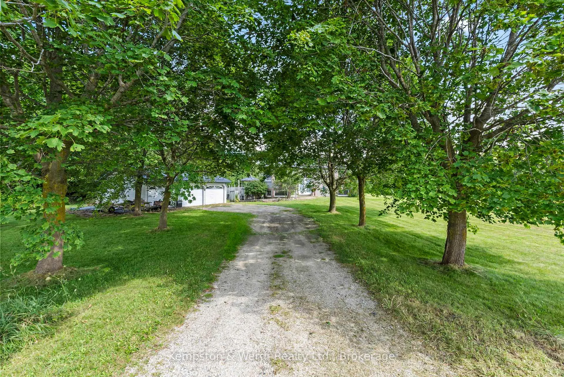 Photo 10 of 8893 School Road 7, Minto — HOMEH
