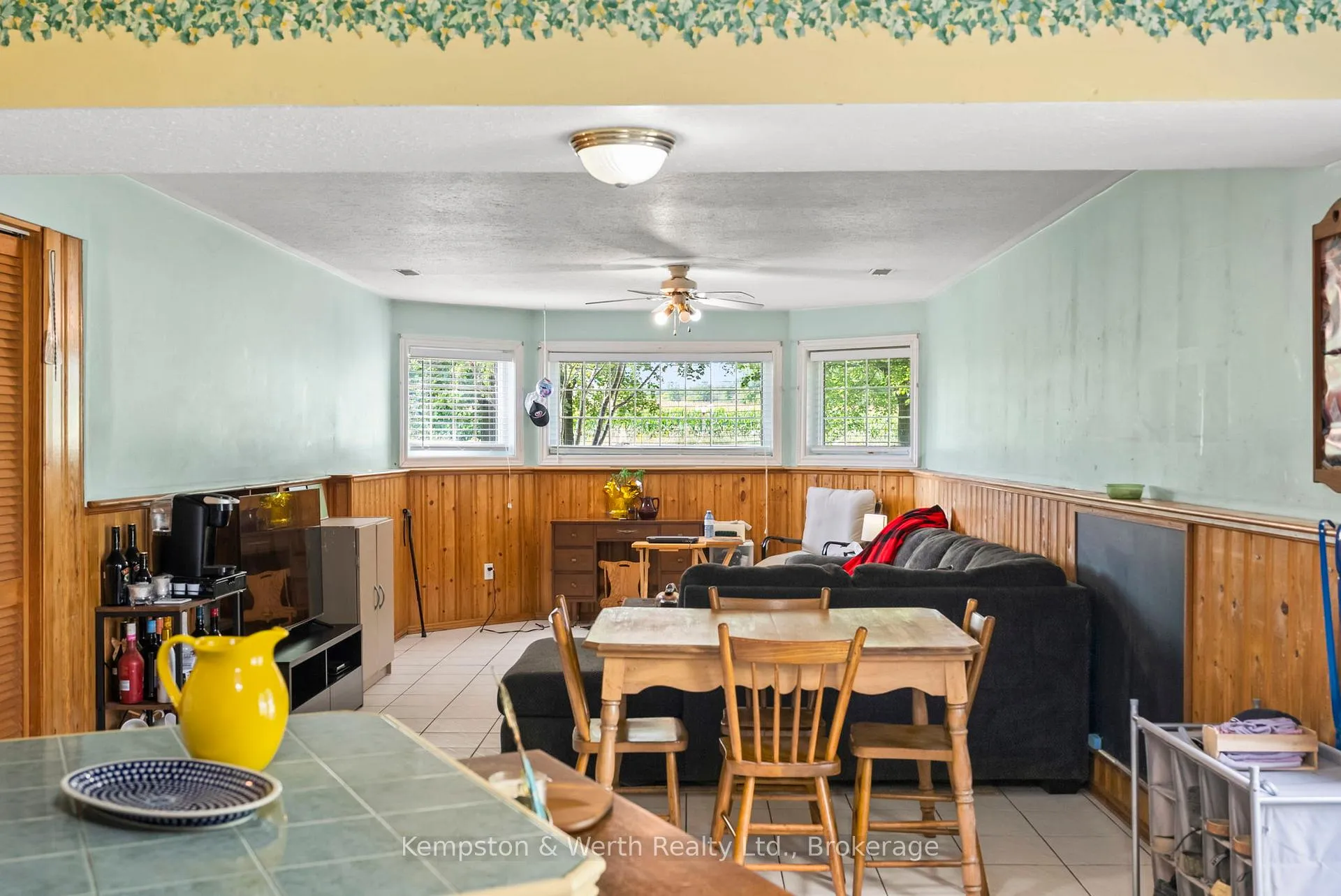 Photo 34 of 8893 School Road 7, Minto — HOMEH