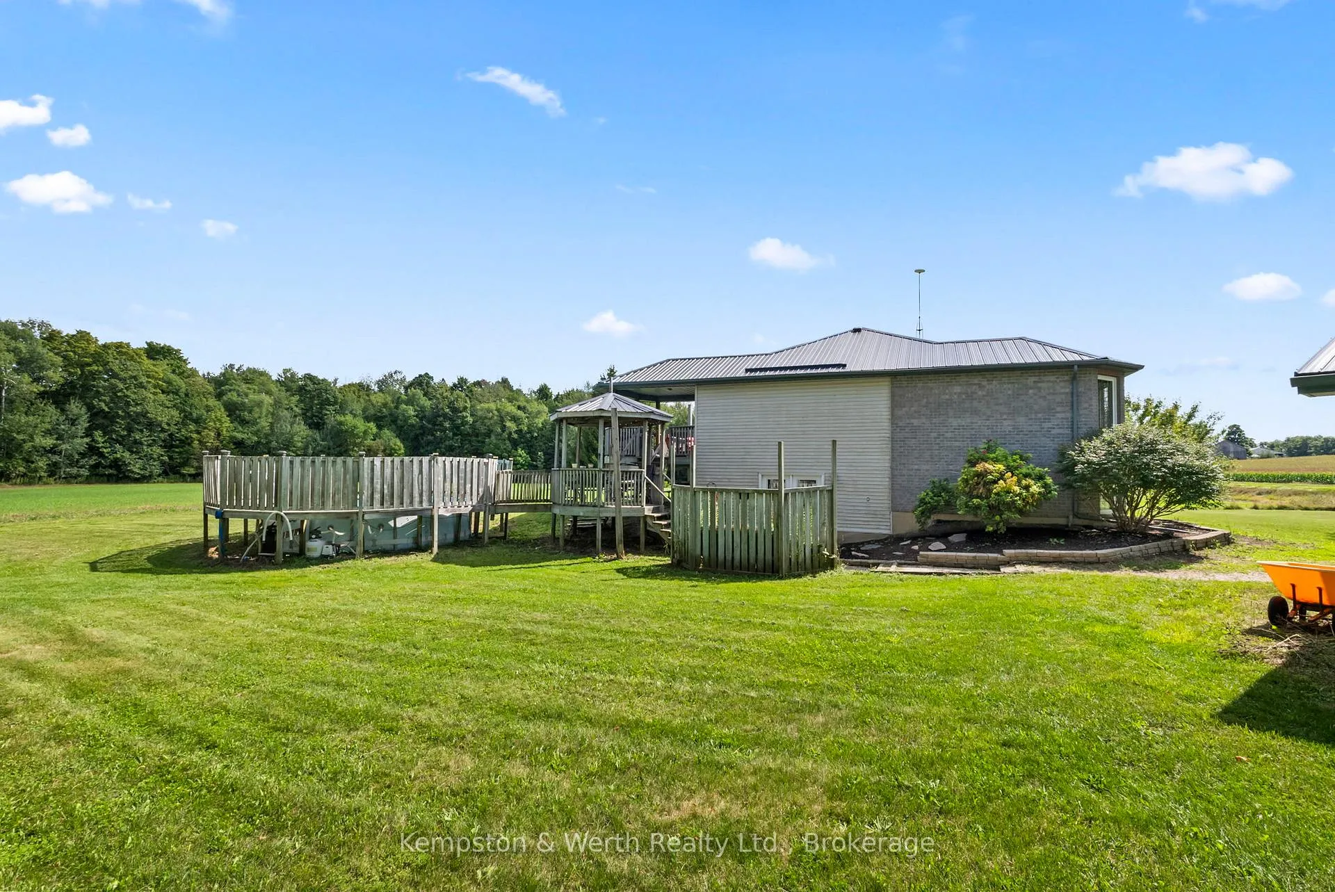 Photo 43 of 8893 School Road 7, Minto — HOMEH