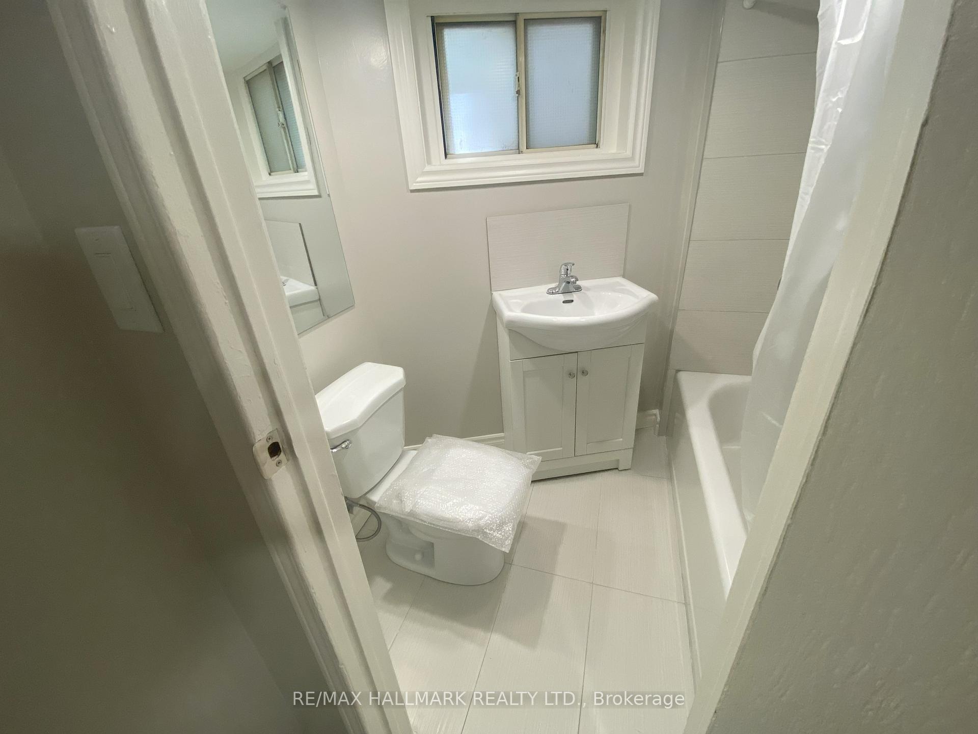 Photo 8 of Unit LOWER, 155 Drayton Avenue, Toronto, Woodbine Corridor — HOMEH