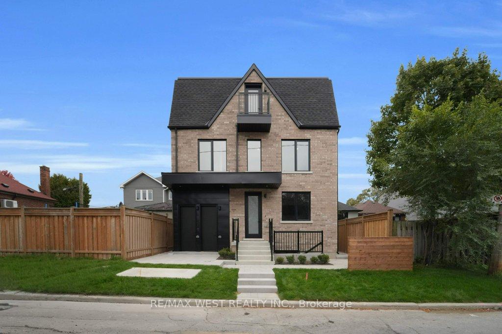 Photo 2 of Unit B, 661 Winona Drive, Toronto, Oakwood Village — HOMEH
