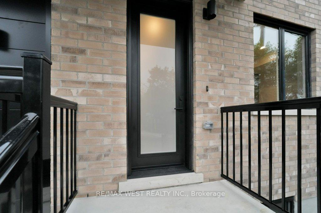Photo 3 of Unit B, 661 Winona Drive, Toronto, Oakwood Village — HOMEH