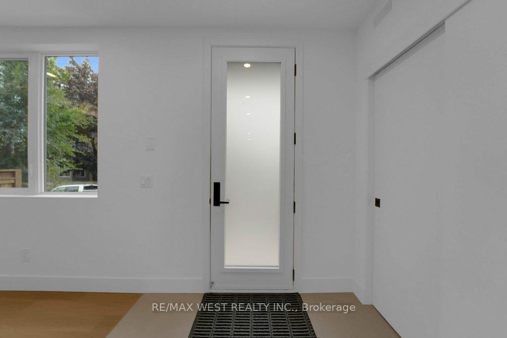 Photo 5 of Unit B, 661 Winona Drive, Toronto, Oakwood Village — HOMEH