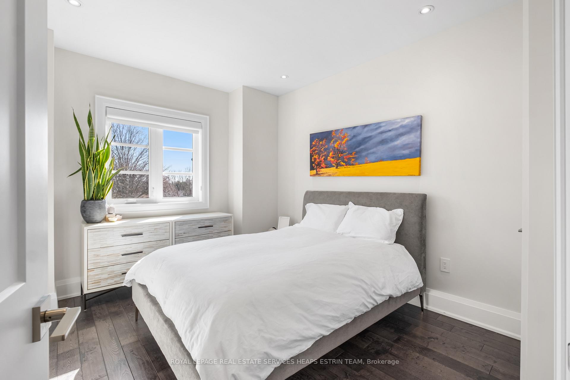 Photo 20 of 56 St Hubert Avenue, Toronto, East York — HOMEH