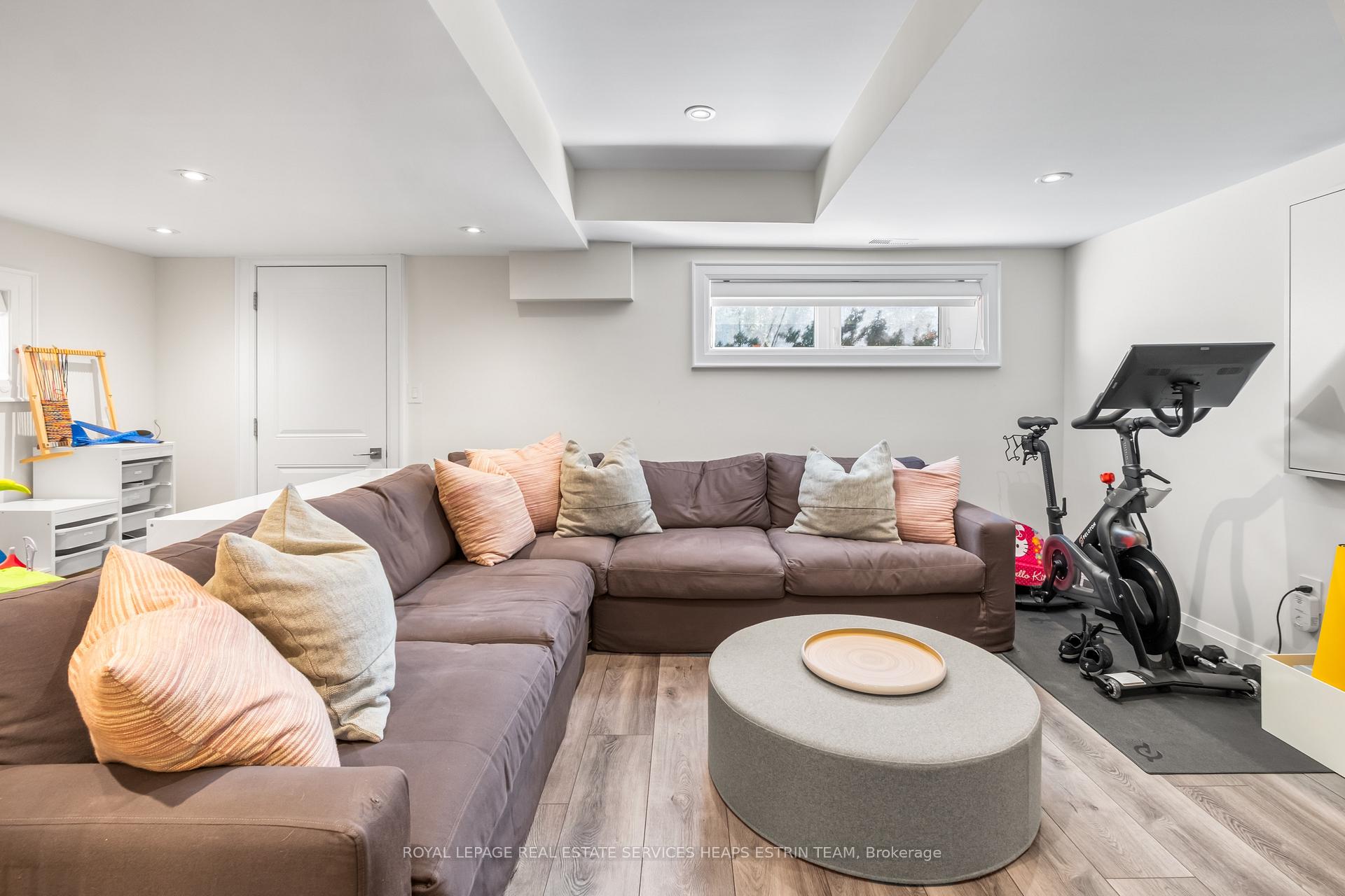 Photo 25 of 56 St Hubert Avenue, Toronto, East York — HOMEH