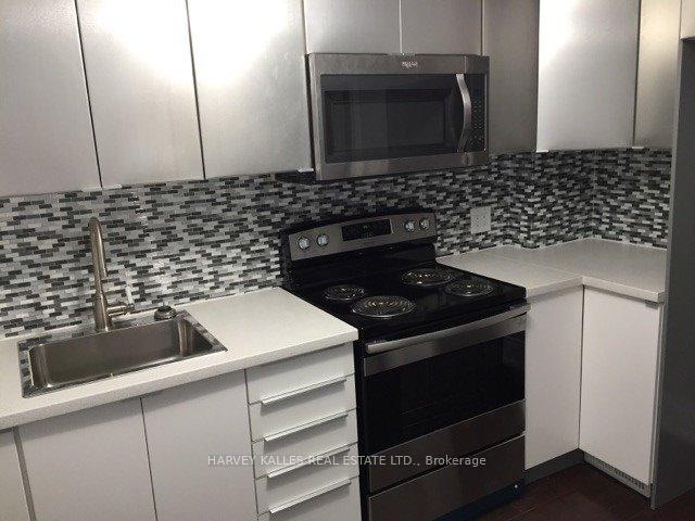 Photo 2 of Unit Unit 2, 310 Albany Avenue, Toronto, The Annex — HOMEH
