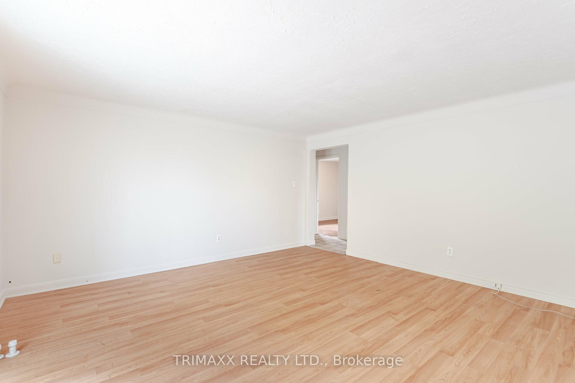 Photo 7 of 62 Pine Street N, Thorold, Thorold Downtown — HOMEH
