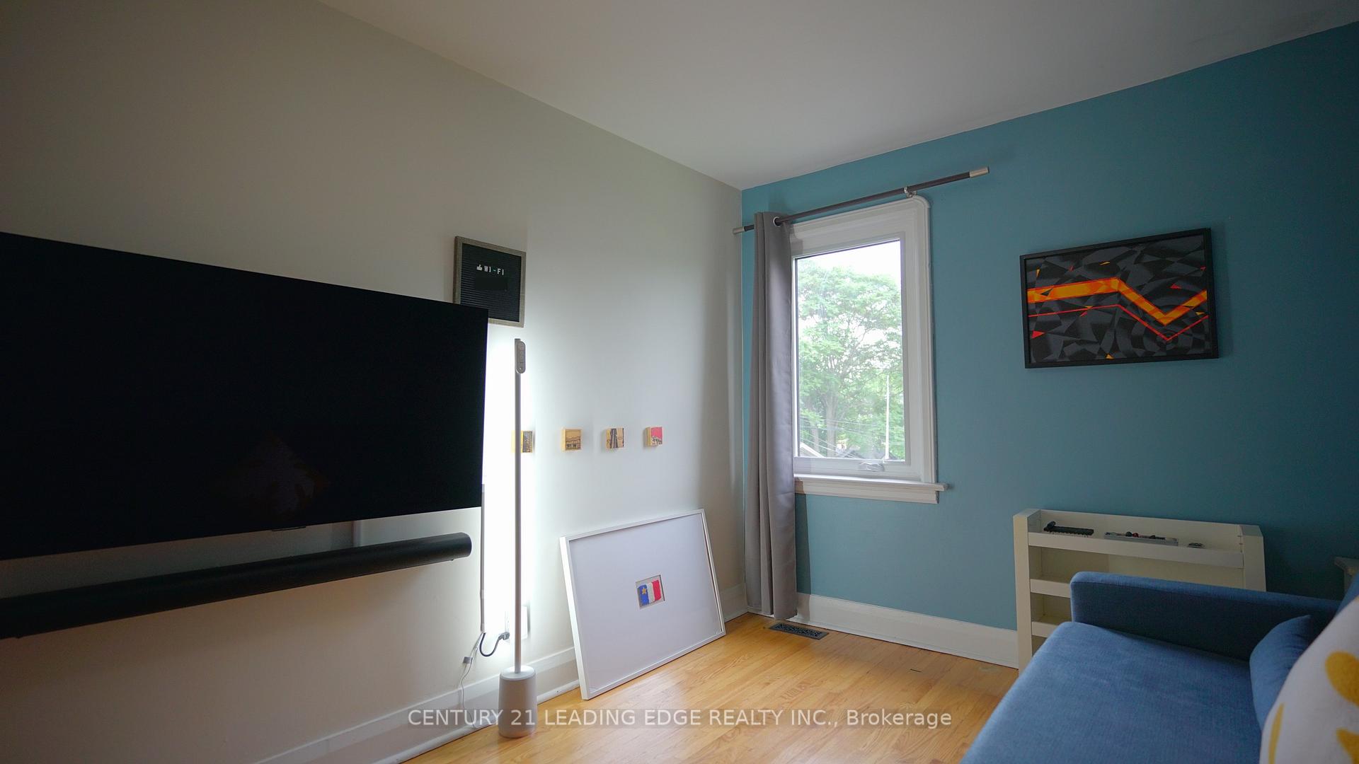 Photo 4 of Unit Main - Upper, 491 Cosburn Avenue, Toronto, Danforth Village-East York — HOMEH