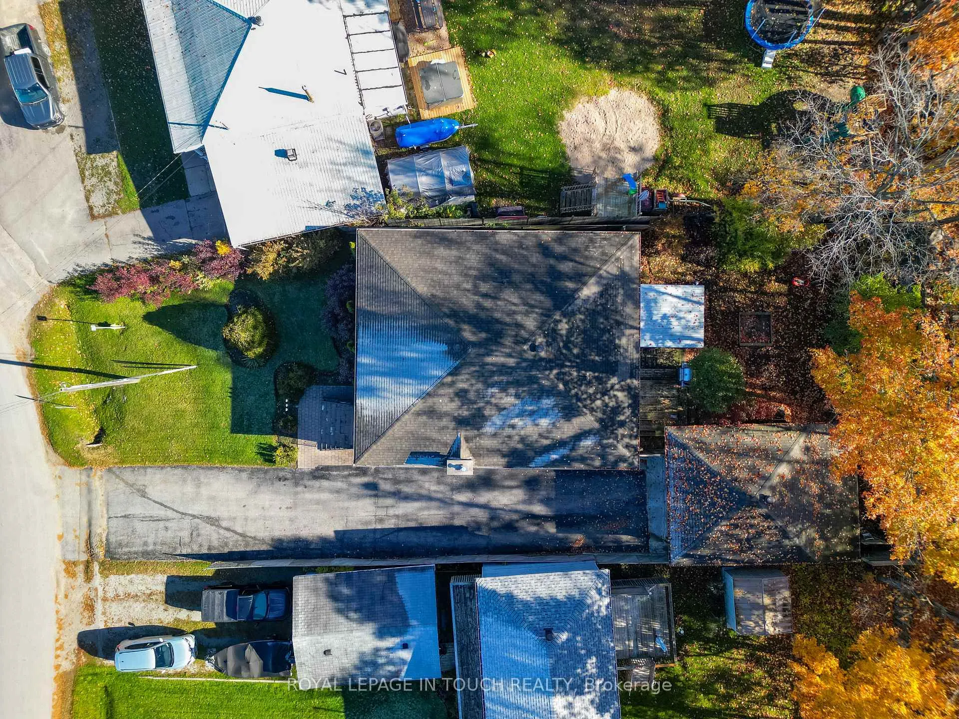 Photo 2 of 21 Robins Point Road, Tay, Victoria Harbour — HOMEH