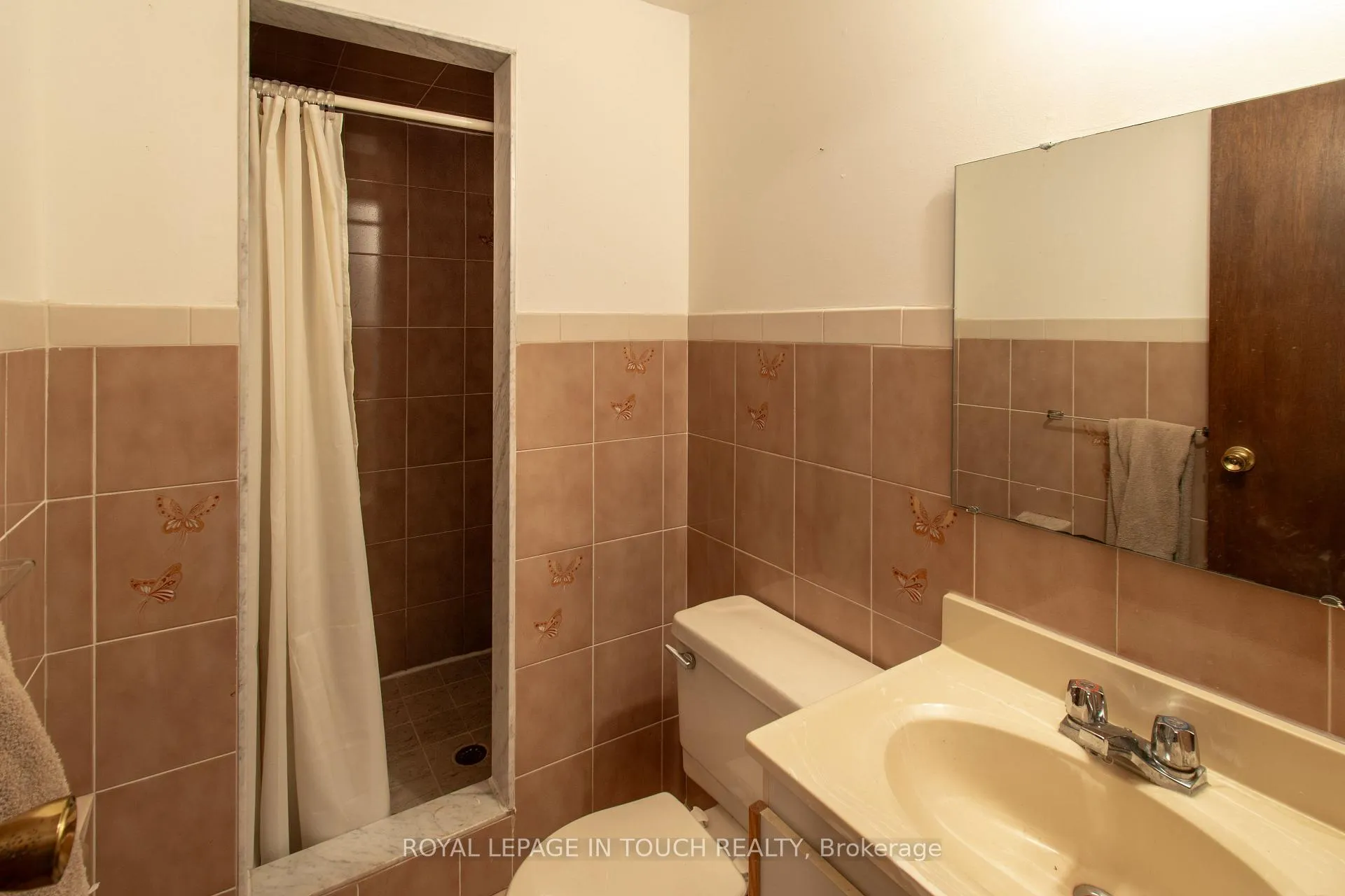 Photo 37 of 21 Robins Point Road, Tay, Victoria Harbour — HOMEH