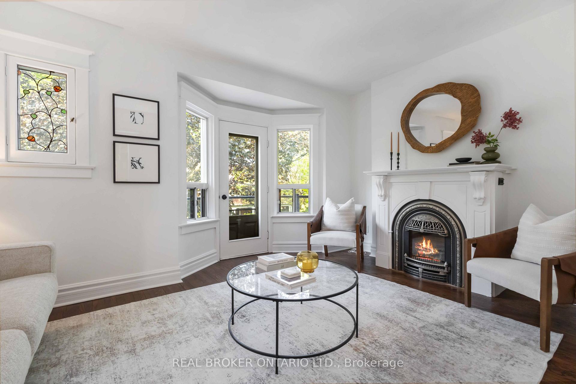 Photo 2 of 284 Waverley Road, Toronto, The Beaches — HOMEH