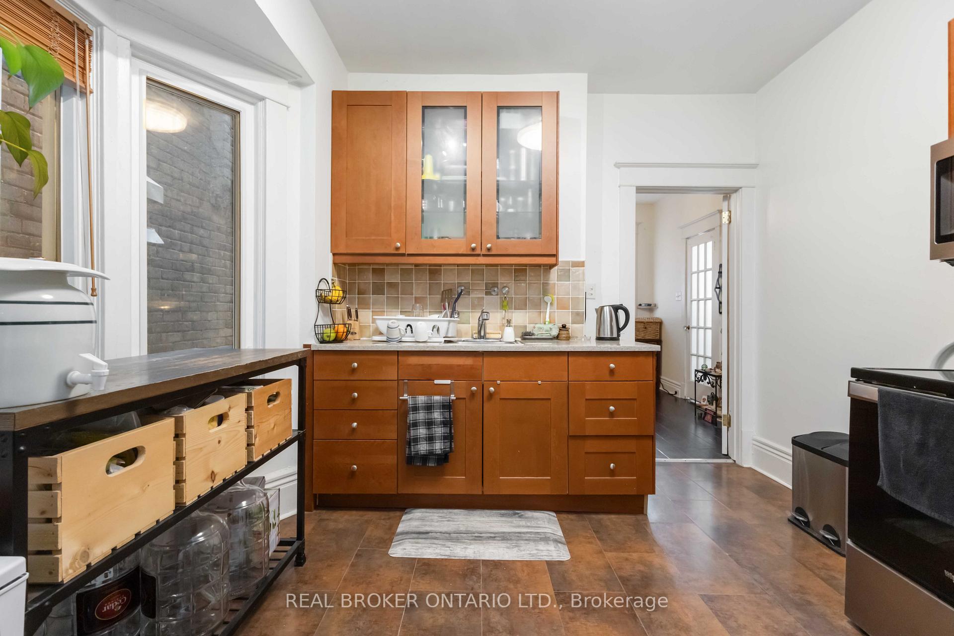 Photo 33 of 284 Waverley Road, Toronto, The Beaches — HOMEH