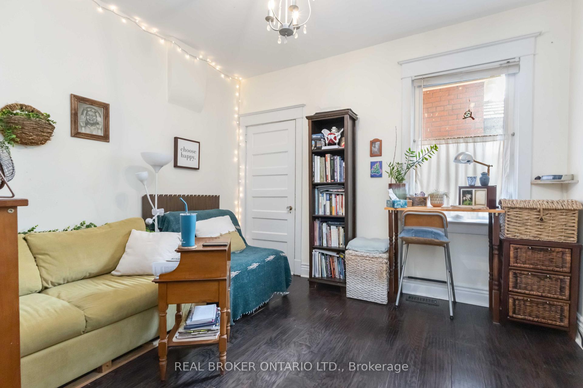 Photo 38 of 284 Waverley Road, Toronto, The Beaches — HOMEH
