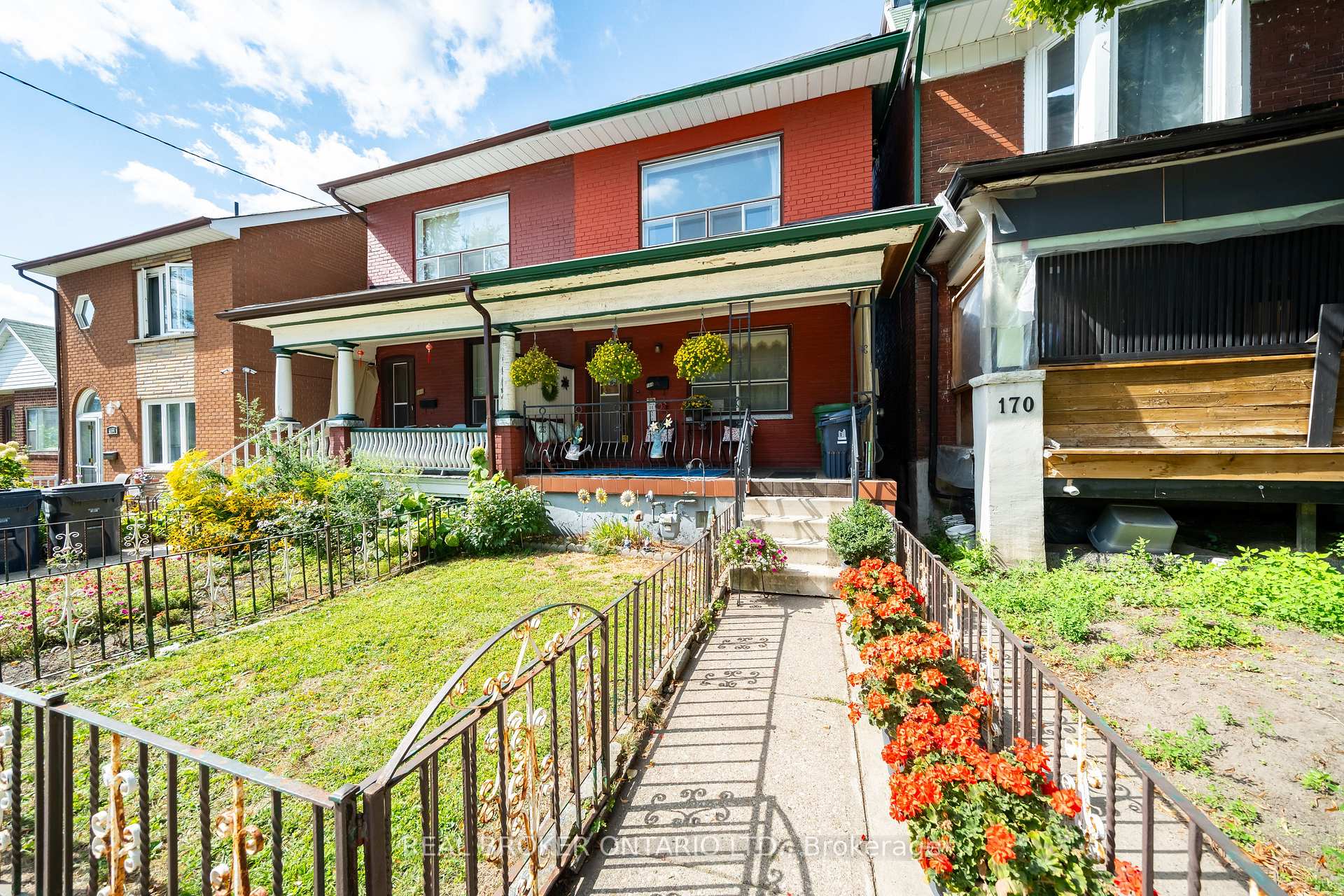 Photo 2 of 168 Brock Avenue, Toronto, Little Portugal — HOMEH