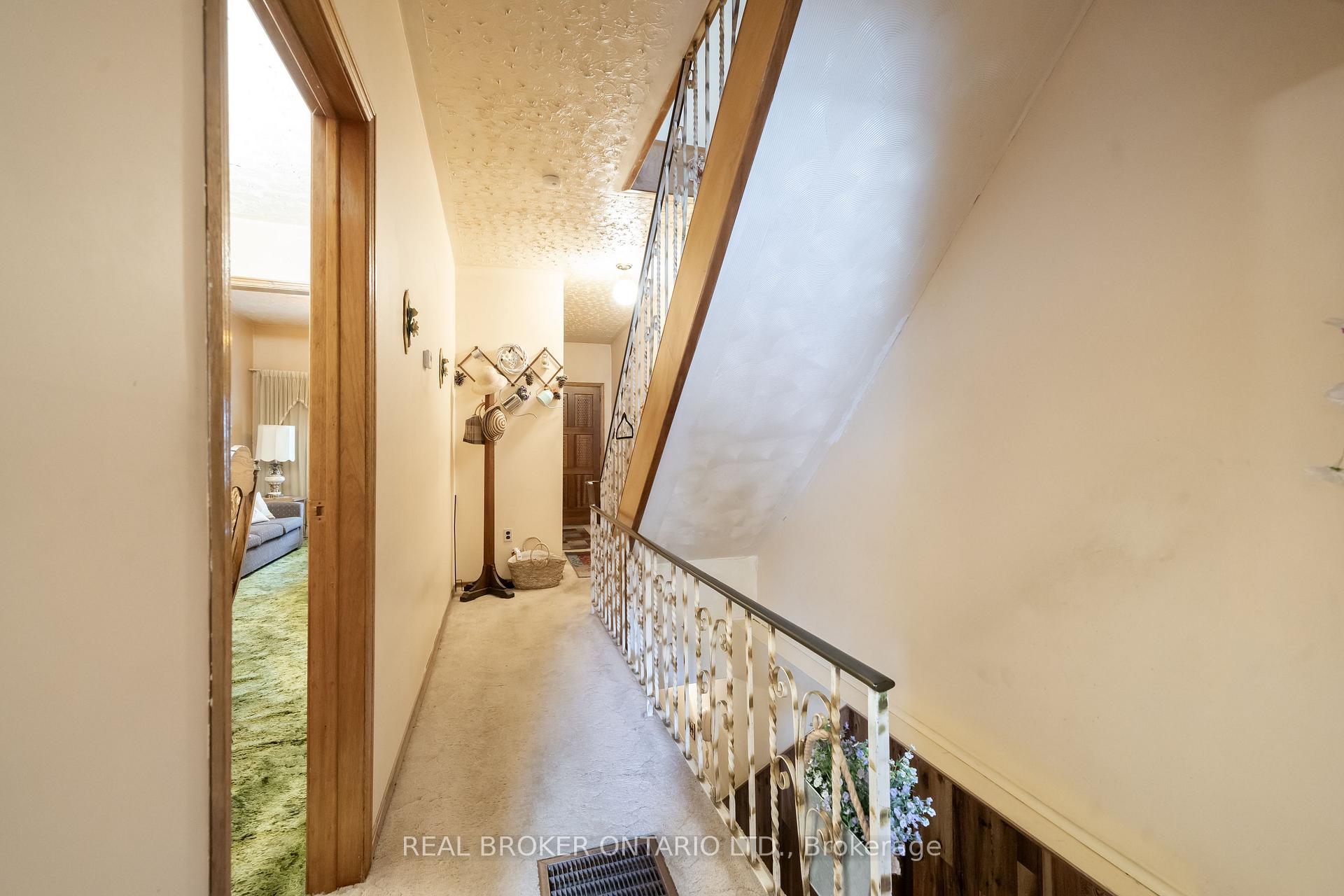 Photo 11 of 168 Brock Avenue, Toronto, Little Portugal — HOMEH