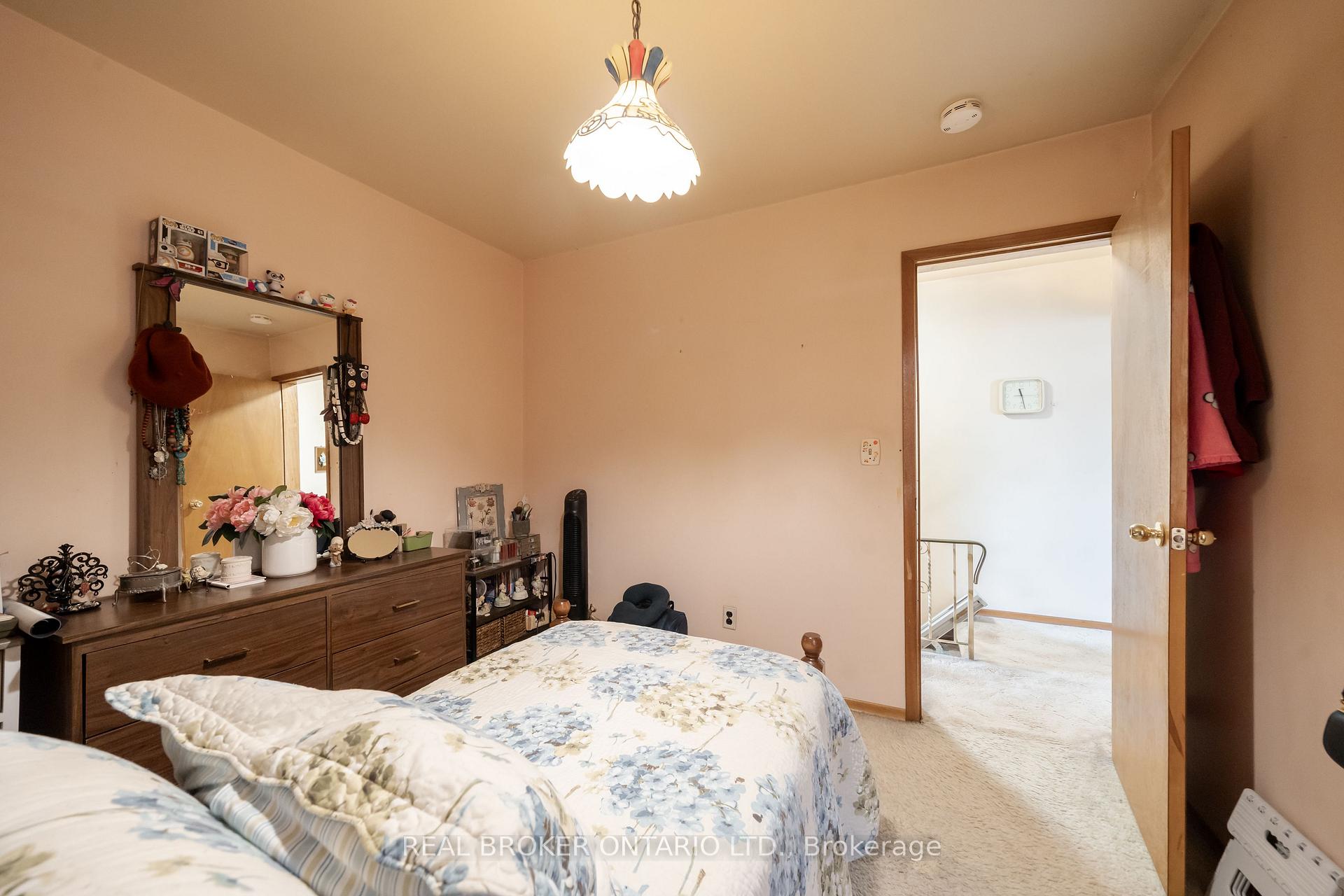 Photo 15 of 168 Brock Avenue, Toronto, Little Portugal — HOMEH