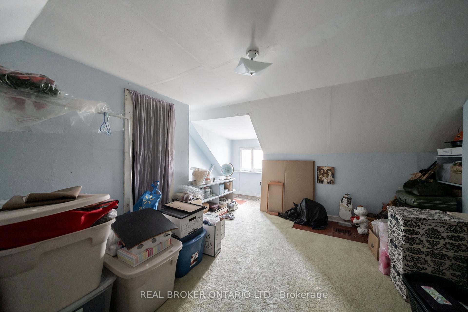 Photo 24 of 168 Brock Avenue, Toronto, Little Portugal — HOMEH