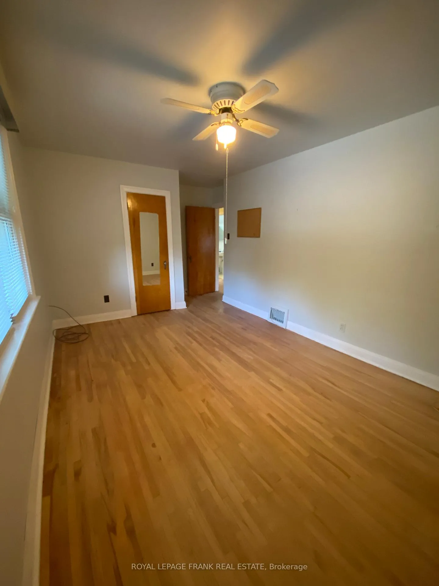 Photo 15 of 199 Barnardo Avenue, Peterborough, Northcrest Ward 5 — HOMEH