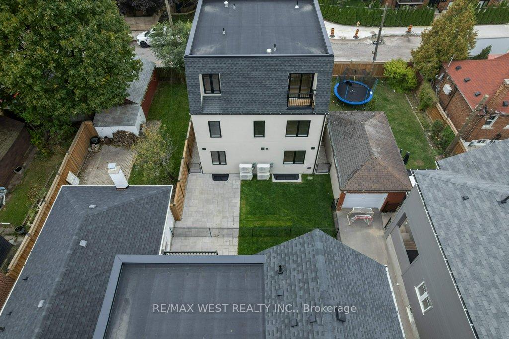 Photo 32 of Unit C, 661 Winona Drive, Toronto, Oakwood Village — HOMEH