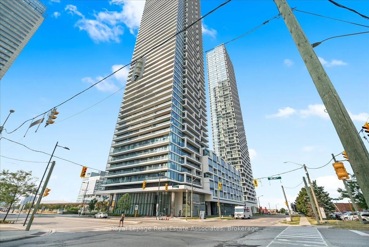 Photo 1 of Unit 6112, 950 Portage Parkway, Vaughan, Vaughan Corporate Centre — HOMEH