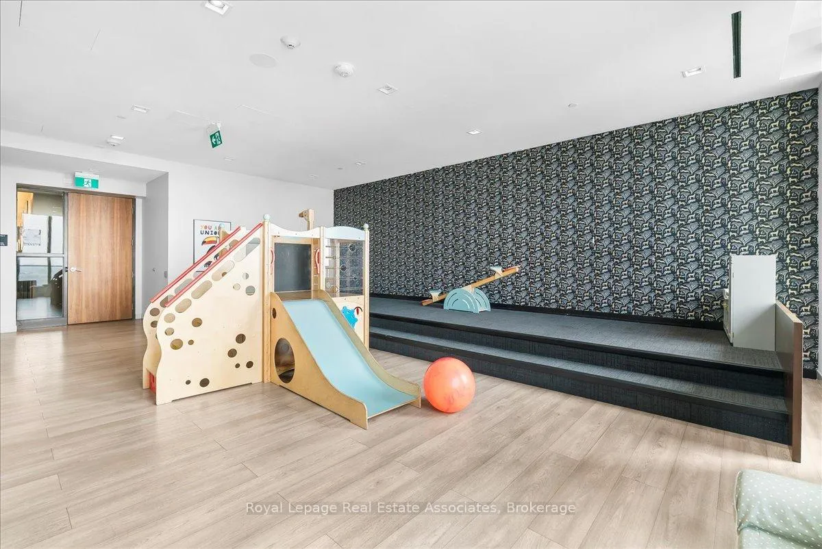 Photo 16 of Unit 6112, 950 Portage Parkway, Vaughan, Vaughan Corporate Centre — HOMEH